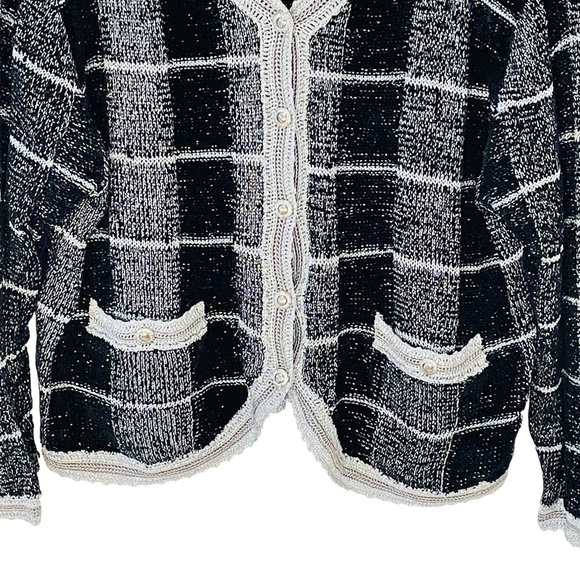 VINTAGE Black & White Plaid Silver Sparkle Cardigan Sweater SZ Small - Picture 4 of 12